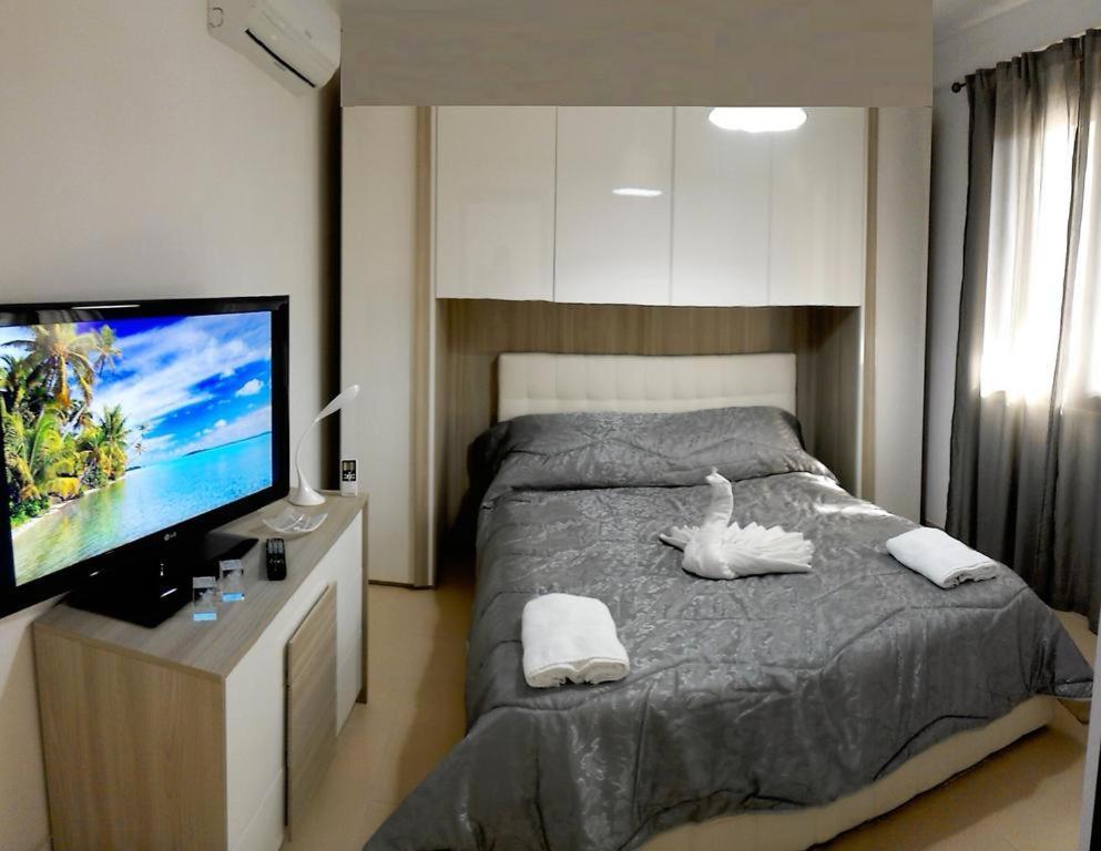 Rm Apartment Messina Eksteriør billede