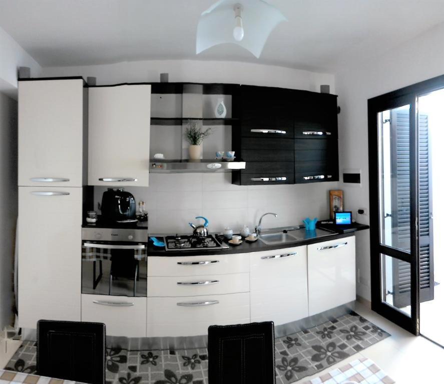 Rm Apartment Messina Eksteriør billede